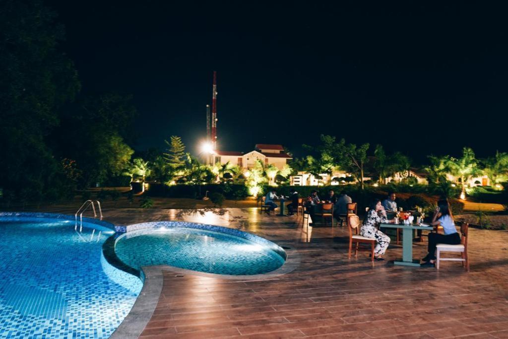 5 Senses Corbett Richness Luxuries Resort ! Destination Wedding & Corporate Events Rāmnagar Extérieur photo