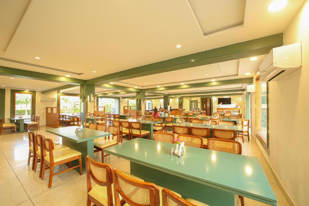 5 Senses Corbett Richness Luxuries Resort ! Destination Wedding & Corporate Events Rāmnagar Extérieur photo