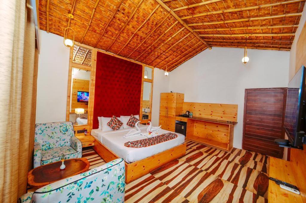 5 Senses Corbett Richness Luxuries Resort ! Destination Wedding & Corporate Events Rāmnagar Extérieur photo